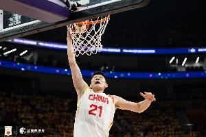 攻防靠谱！胡金秋7中4贡献12分3板1断1帽 罚球5中4