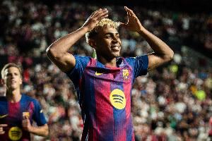 维斯塔潘：亚马尔的表现令人印象深刻，他会在未来几年赢得金球奖