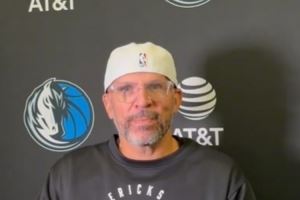 基德：我们首发和替补之间没实力断层 竞争氛围处在非常高水平