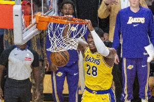 需要你站出来!八村塁10中7&4罚全中高效砍下18分3板2助2断