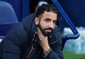 阿莫林:利桑德罗未准备好出战森林 马奎尔的情况还不明朗